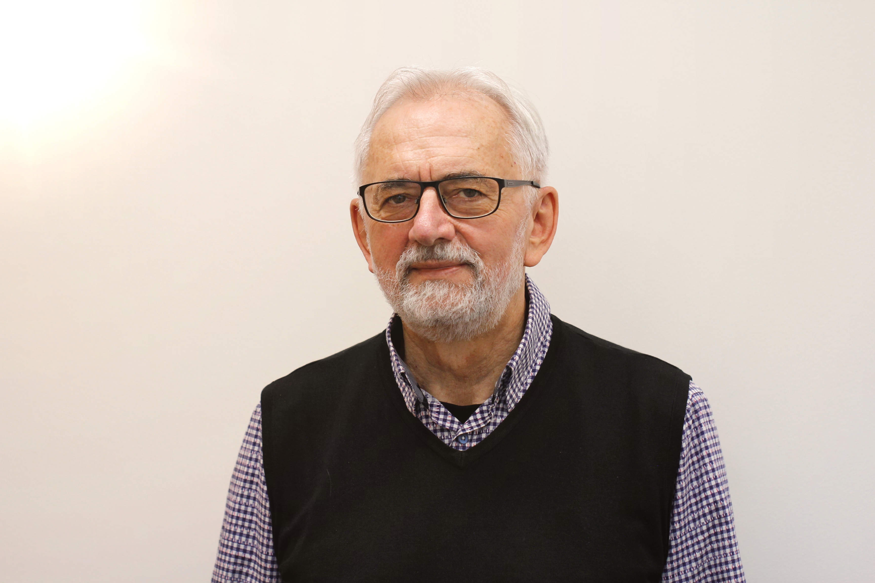 prof. RNDr. Libor Grubhoffer, CSc., dr. hc mult.